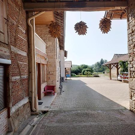 La Ferme Du Grand Faubourg Bed & Breakfast Pont-de-Vaux Dış mekan fotoğraf
